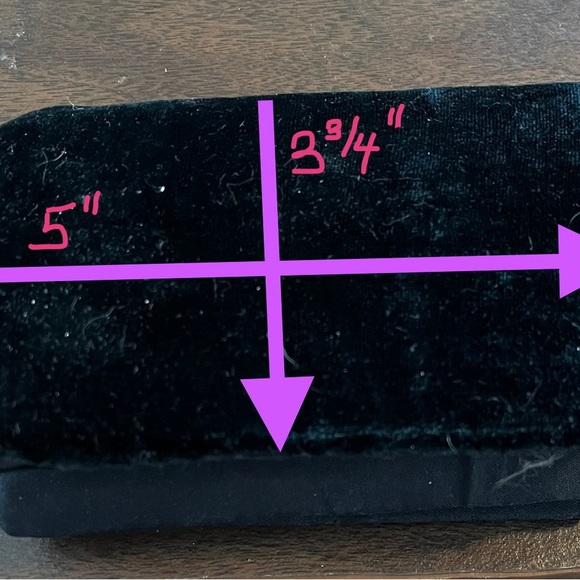 Small purse with music design. ‘Strap’ is 24 inches from shoulder to purse. - Picture 2 of 5